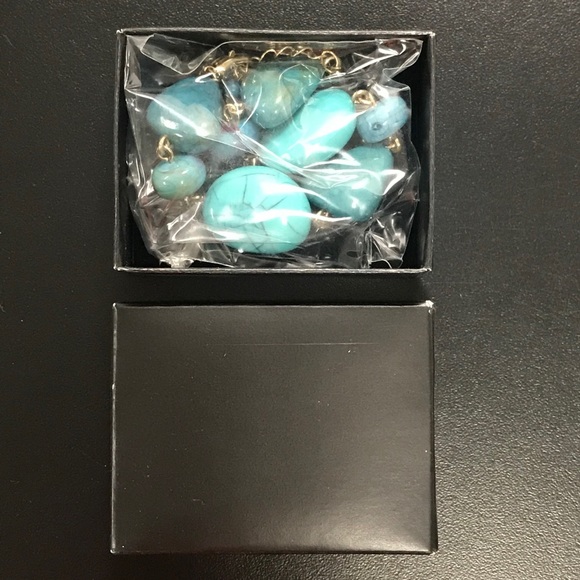 NWT Avon Fiji Bliss Beaded Bracelet Turquoise - Picture 3 of 6